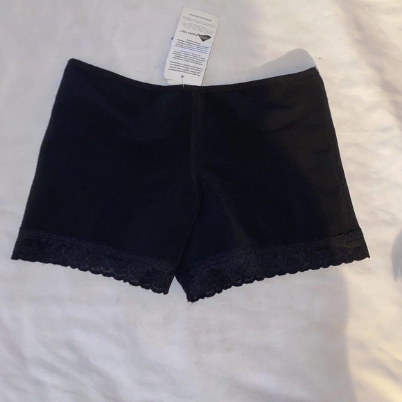 Ann Michell by Lycra Amalia Short Cachetero Size Large Black Booty Buttocks - Picture 2 of 9